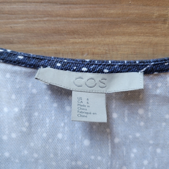 COS Blue w/White Polka-dots Blouse 3-Quart Sleeve pleated Navy Blue - Picture 3 of 7
